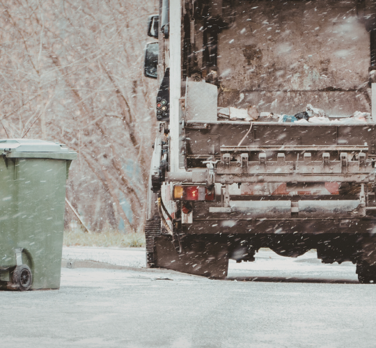 Dėl sudėtingų oro sąlygų galimi laikini atliekų surinkimo sutrikimai